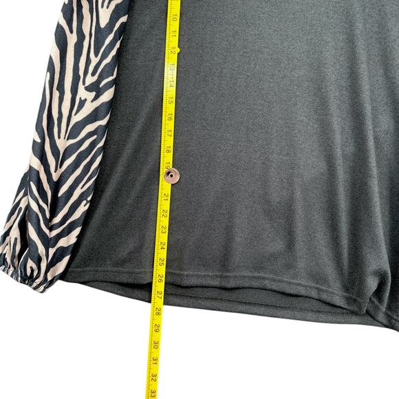 LUUKSE Grey & White‎ Long Sleeves Zebra Print Relaxed Fit Crewneck Sweatshirt 1X - Picture 6 of 6